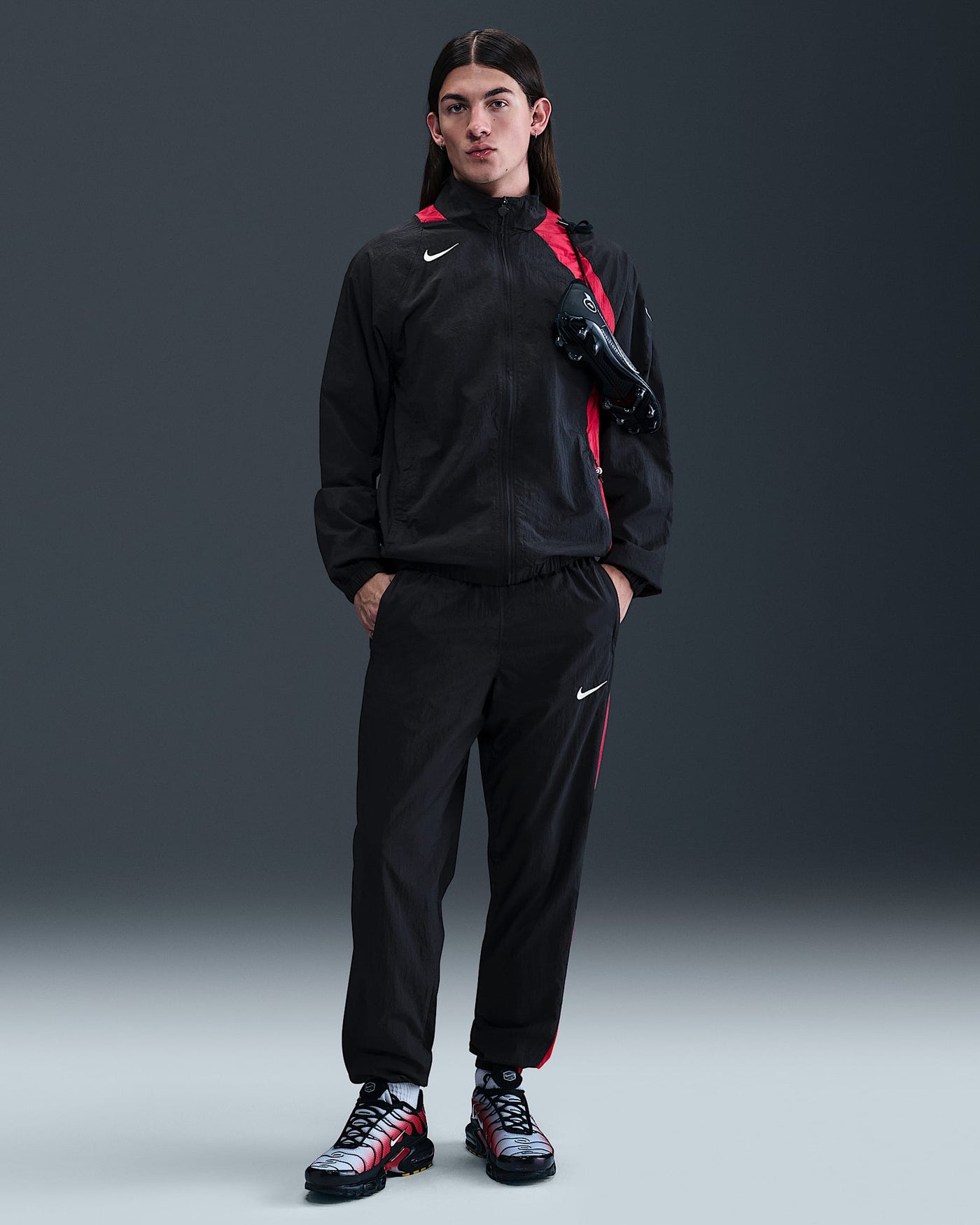 NIKE TOTAL 90 REPEL TRACK PANT