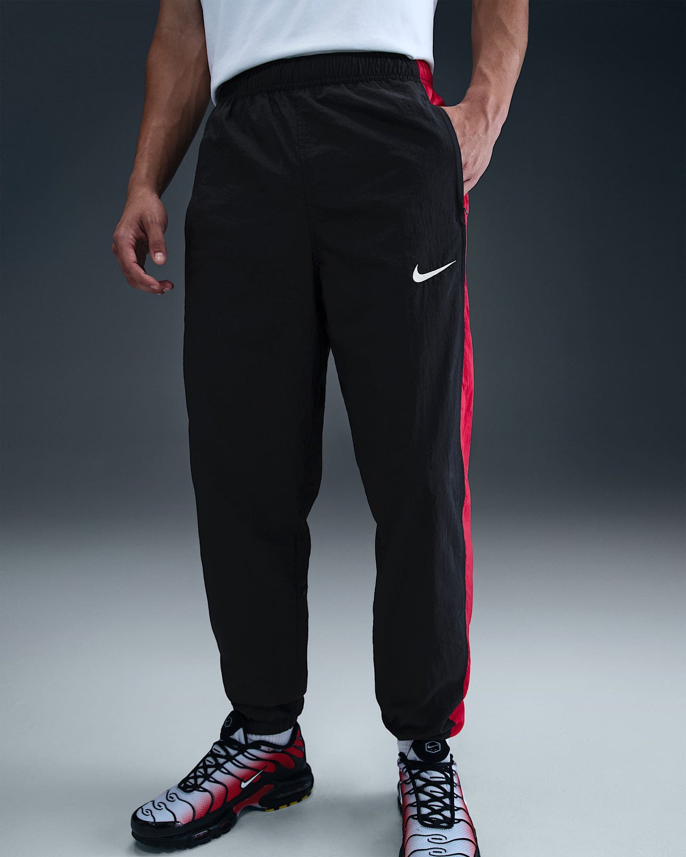 NIKE TOTAL 90 REPEL TRACK PANT