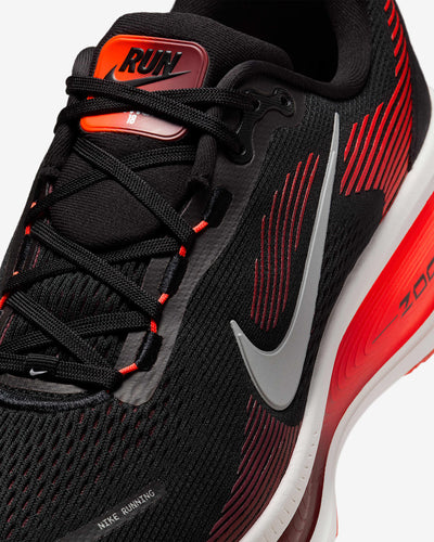 NIKE VOMERO 18 MENS