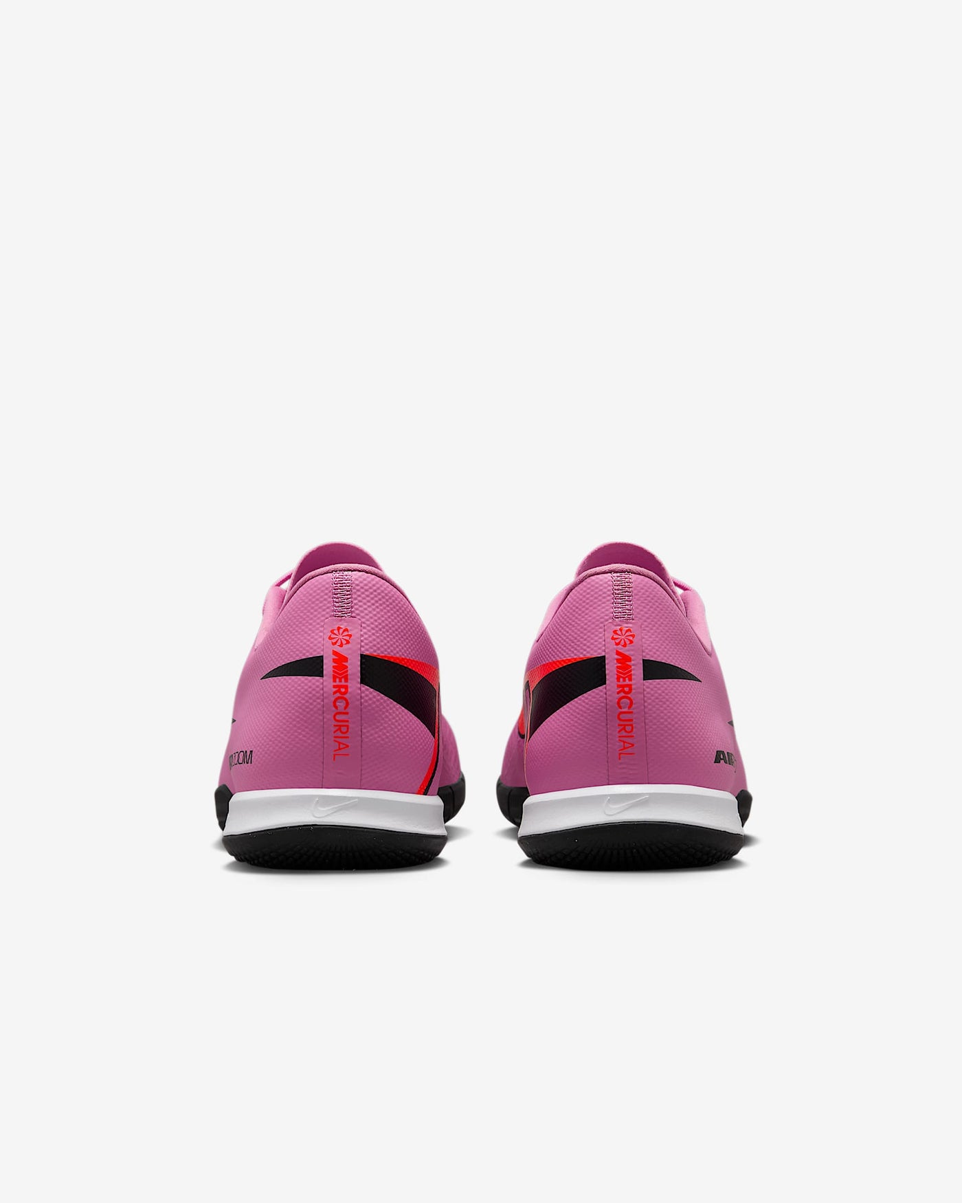 NIKE ZOOM VAPOR 16 ACADEMY IC